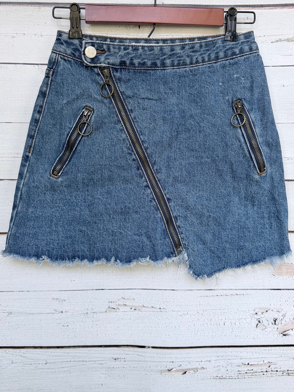 TOBI denim Asymmetric Zip Raw Hem Denim Mini Skirt - 25